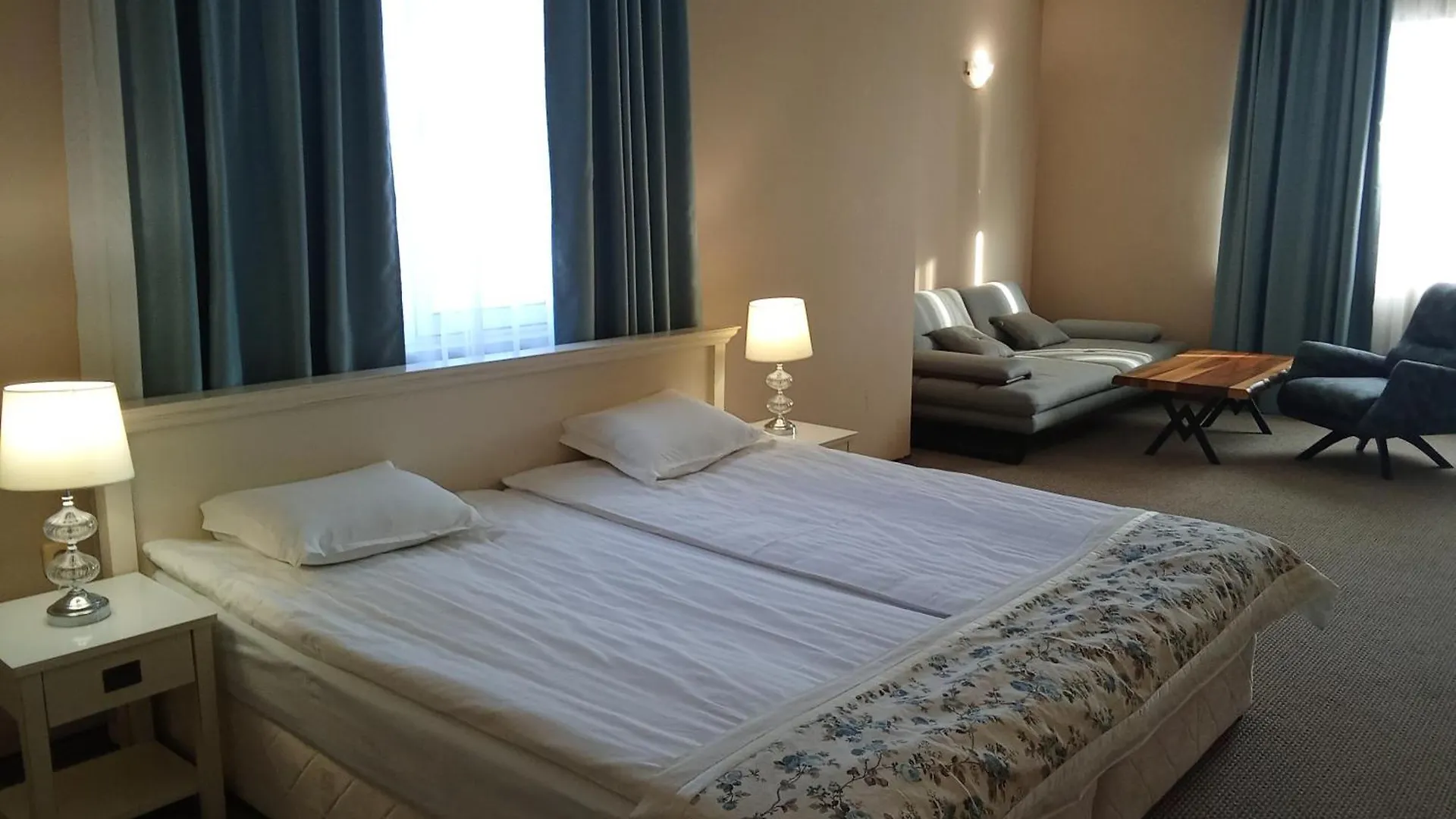 Alekta Hotel - Free Parking Varna