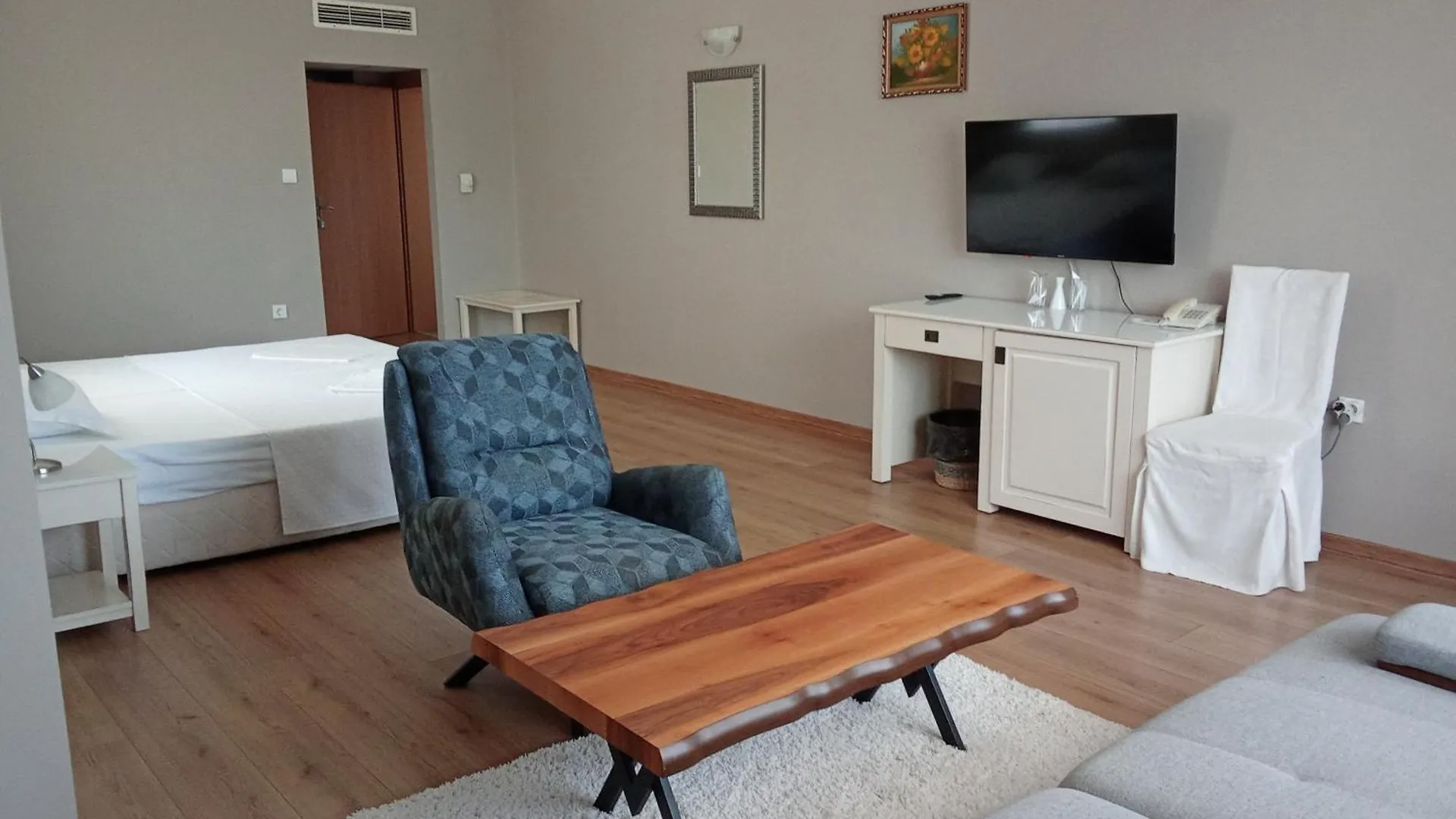 Alekta Hotel - Free Parking Varna